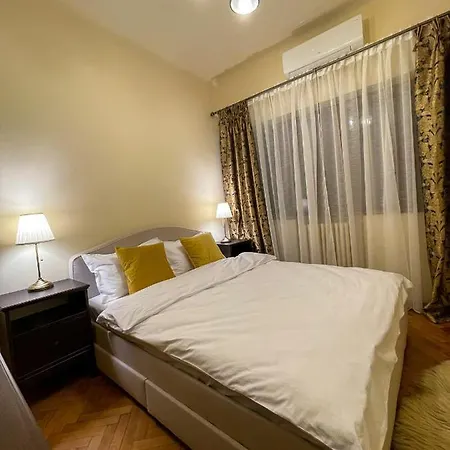 W/ Fire Place - Ground Floor Apartment Bucharest