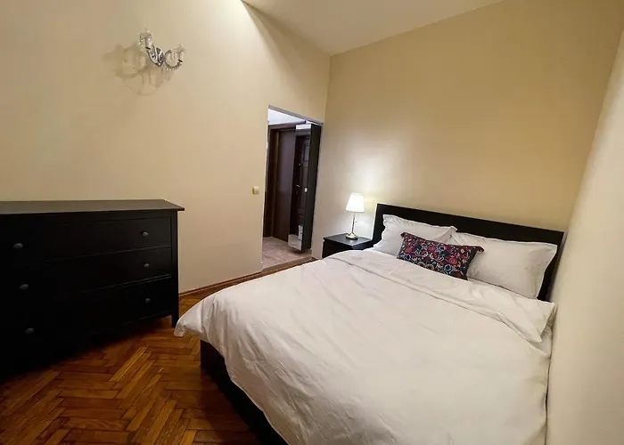 W/ Fire Place - Ground Floor Apartment