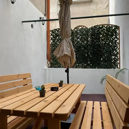 Διαμέρισμα W/ Fire Place - Ground Floor Βουκουρέστι